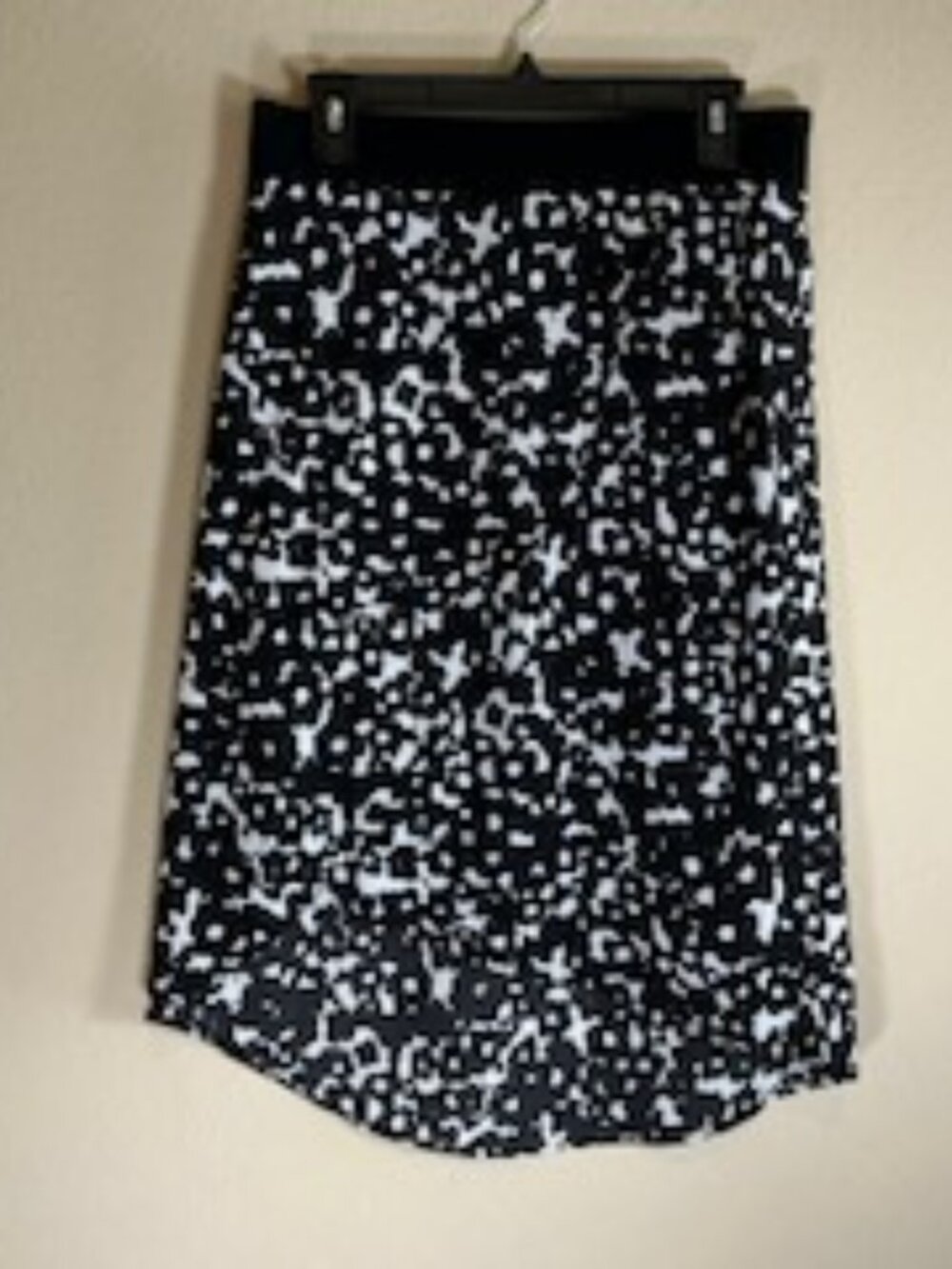 Cabi Women's High and Low Asymetric Lined Skirt, Size S, Black and White